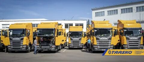 В автопарке грузовых автомобилей в 7