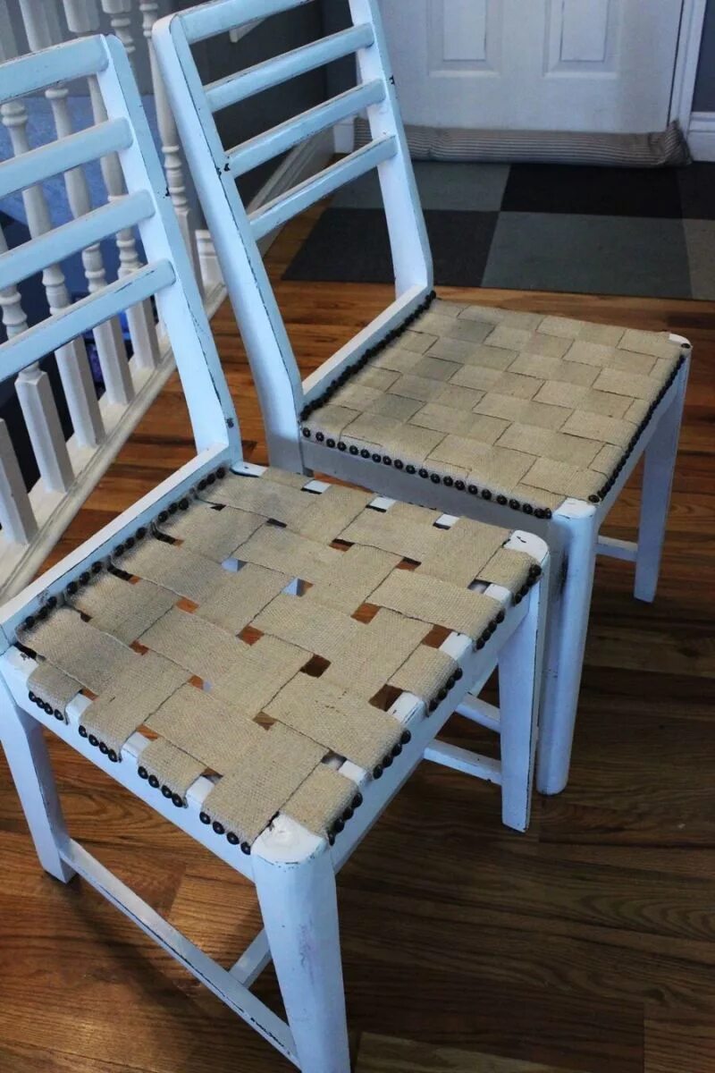 Старые сидушки. Самодельный стул. Сиденье стул табуретка. Стул из подручных материалов. Сидушка для табуретки.