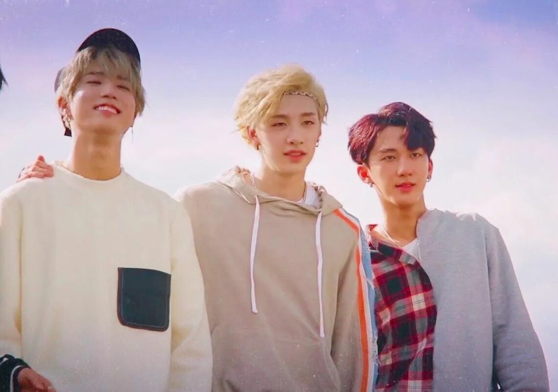 3racha stray kids песни. Трирача Stray Kids. Racha Stray Kids. 3 Рача Stray Kids. Stray Kids арты 3racha.