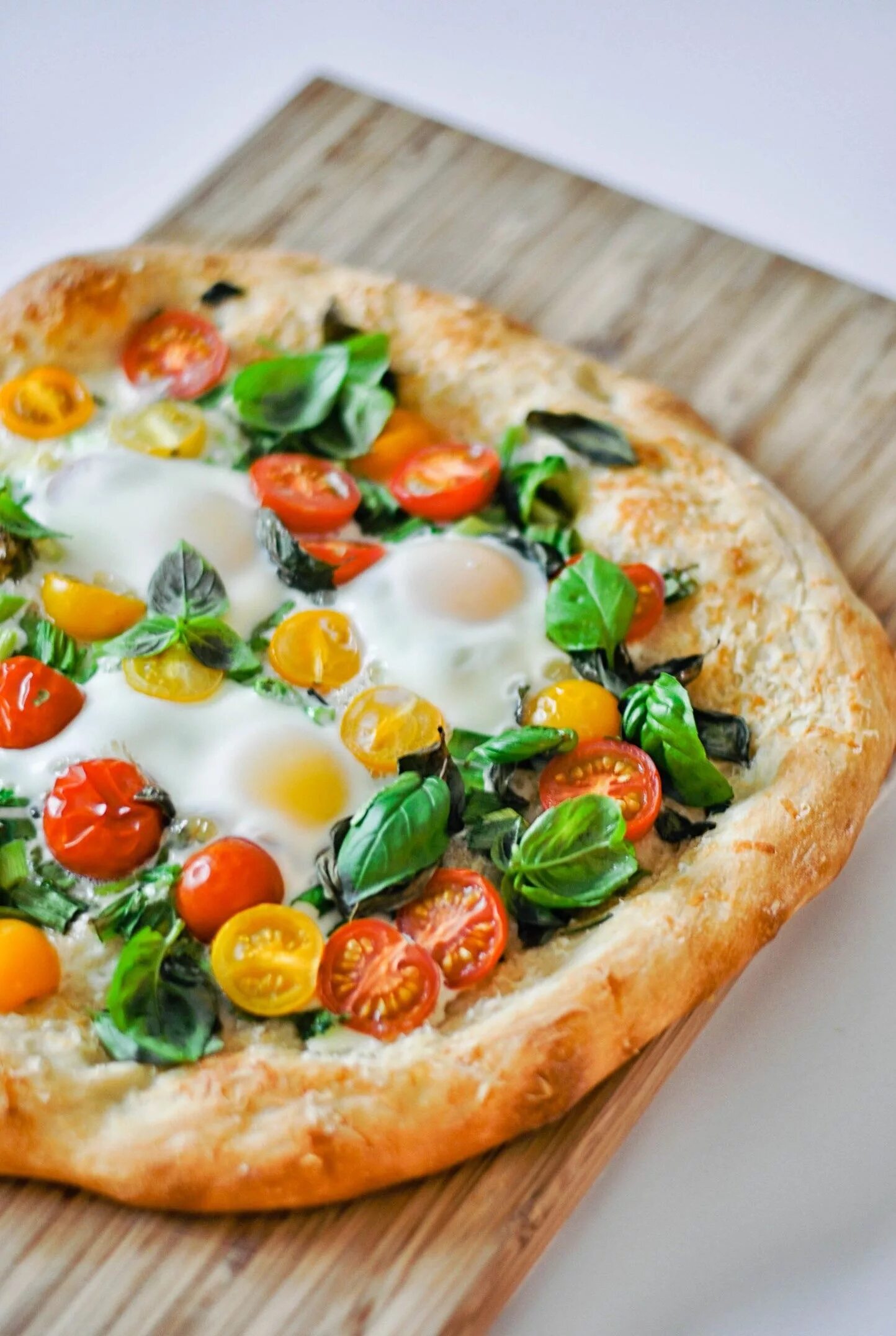 Breakfast pizza