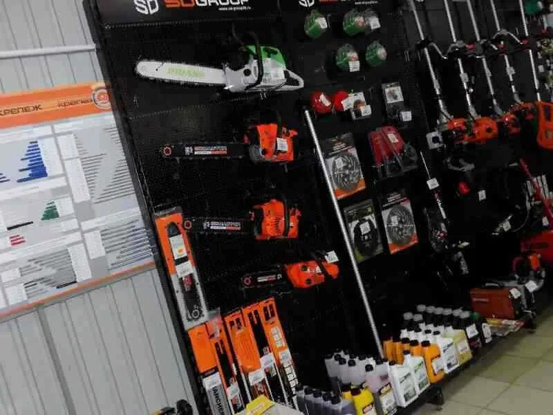 магазин инструментов. магазин ручного инструмента. магазин инструментов. инструменты рядом со мной спб. строительный магазин картинки.