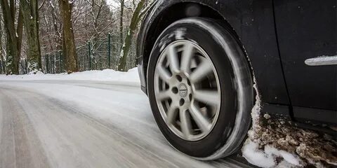 Как ехать на летней резине в гололед