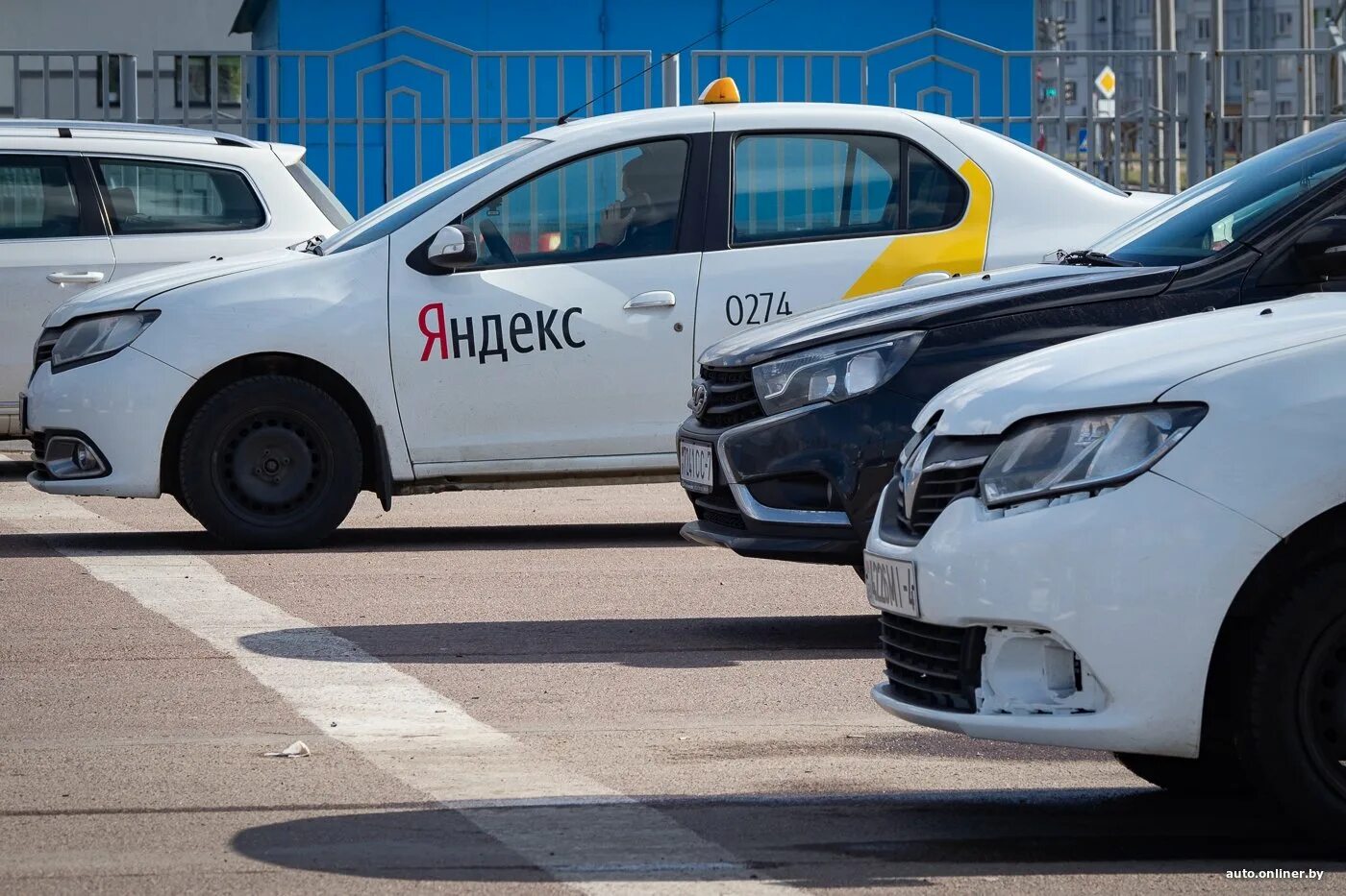 Такси в рб. Такси в рб. Такси беларусь. Машины такси белорусии. Яндекс такси беларусь.