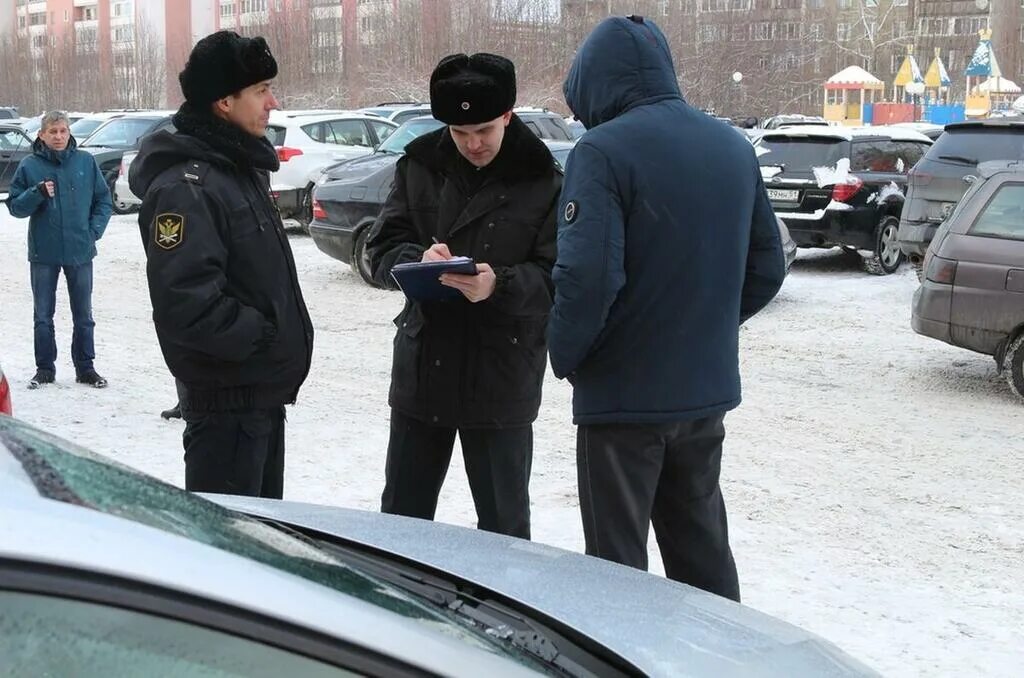 Приставы мурманск телефон. Приставы Мурманск. Приставы Мурманской области фото. ФССП России по Мурманской области. Пристав котов Мурманск.