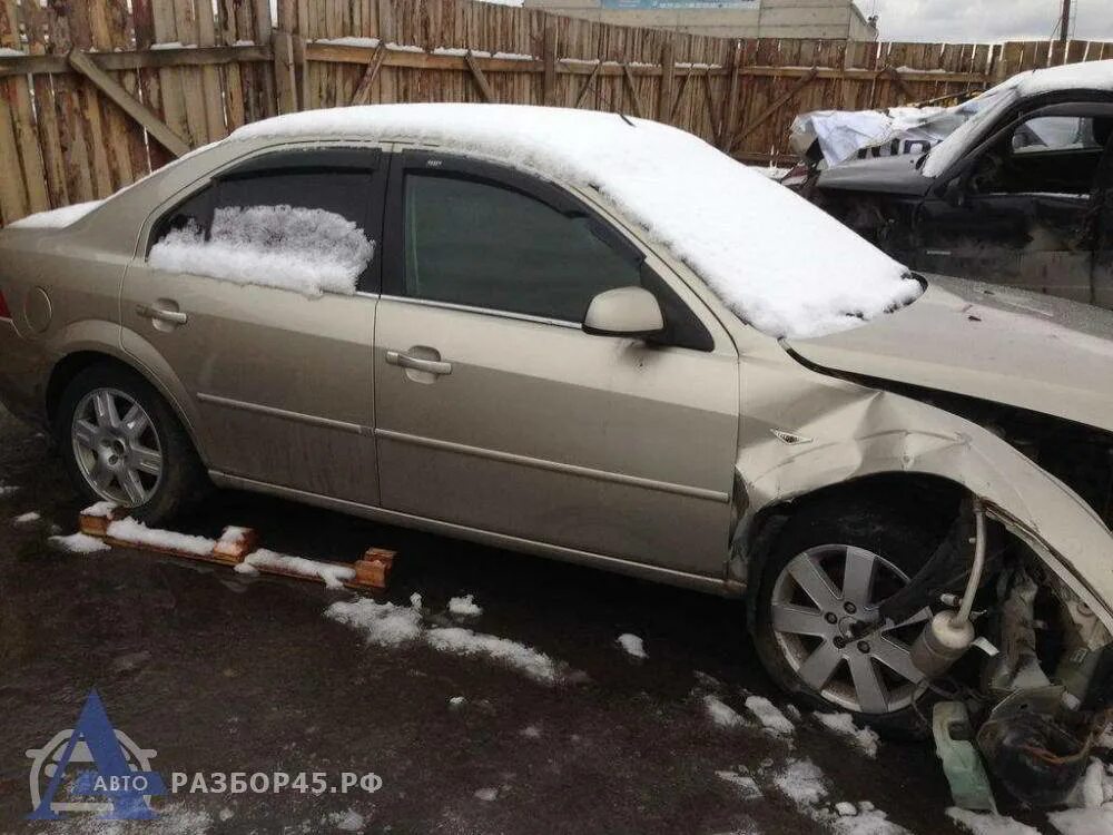 Разбор форд купить. Ford Mondeo битый. Авто после ДТП Форд Мондео 3. Форд фокус битый.