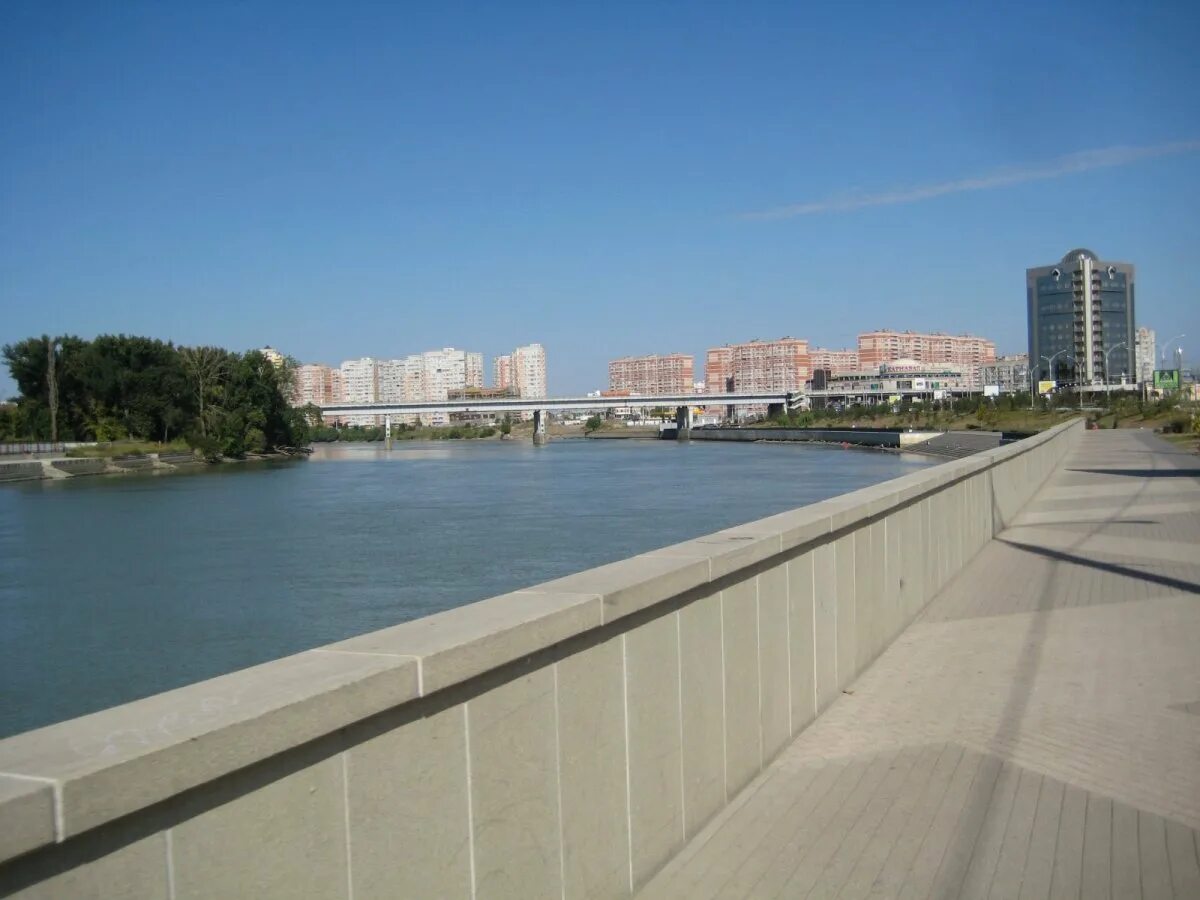 Река кубань краснодарский край. Река куба кубань. Река кубань в анапе. Реки города краснодар. Речка в краснодаре.
