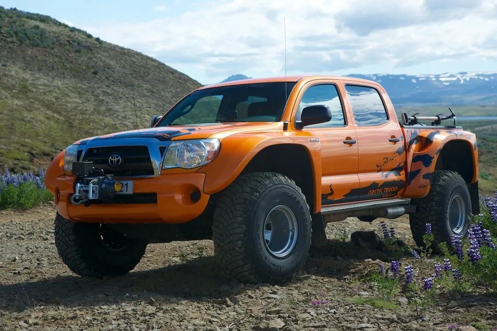 Тойота Такома трак. Тойота Такома Арктик трак. Toyota Tacoma Expedition. Toyota Hilux Arctic Trucks at44. Квадроцикл пикап