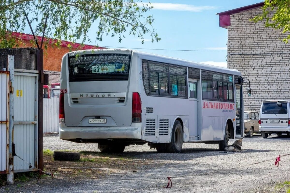 Телефон автовокзала комсомольска. Автобус Комсомольск 301 в. МУП ПАТП 1 Комсомольск на Амуре. Автобусы Комсомольска-на-Амуре. Автобус 301 Комсомольск-на-Амуре Хабаровск.