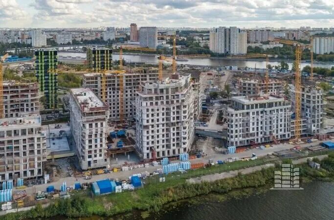 Можно ли купить квартиру в 2024 году. Бирюлево новостройки. Сайт новостройки. Район новостроек. Новый жилой комплекс на набережной Москвы-реки one way.