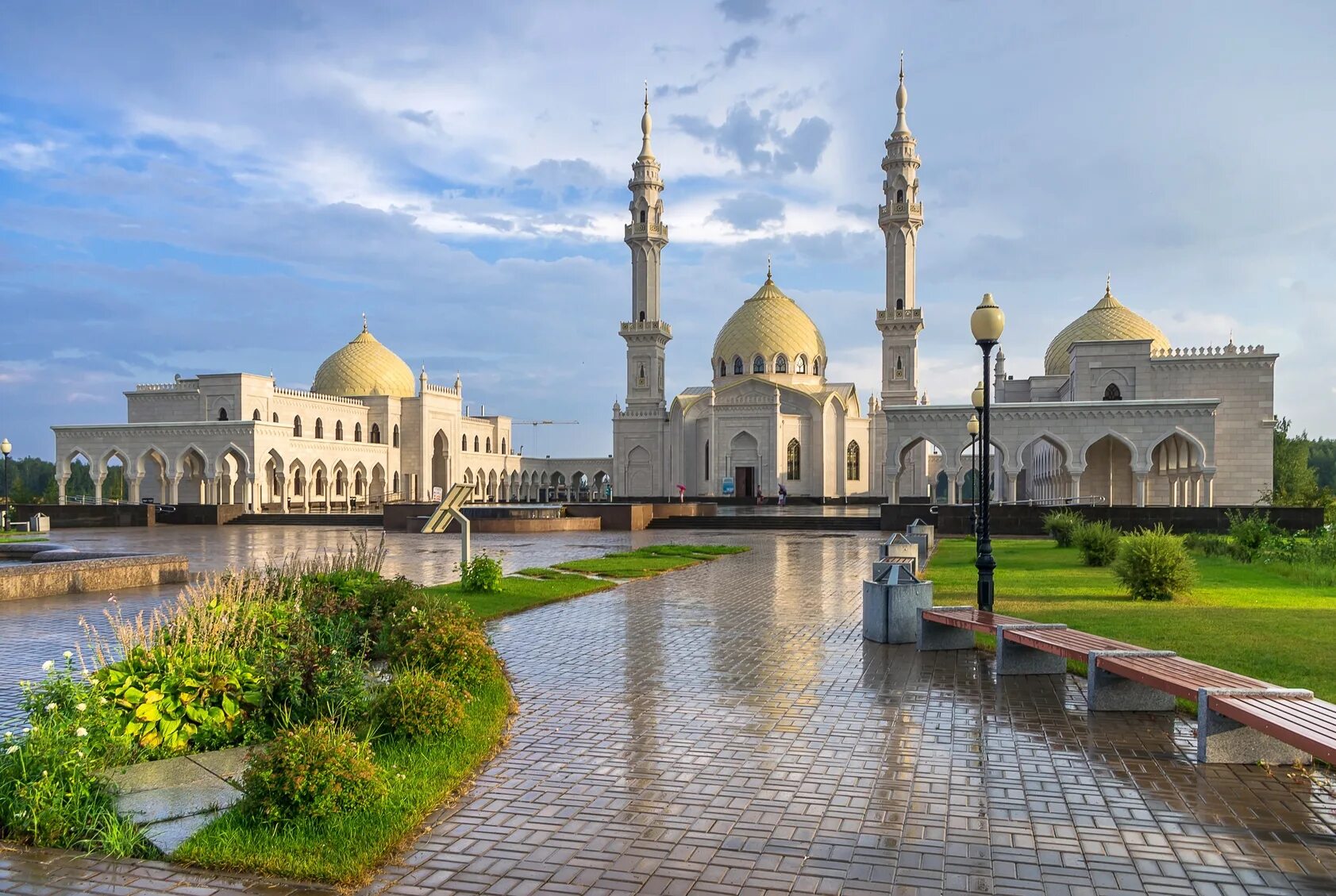 Мечеть болгар татарстан. Фото мечети булгар. Мечеть в болгаре татарстан. Болгар северная мекка. Ак мечеть казань.
