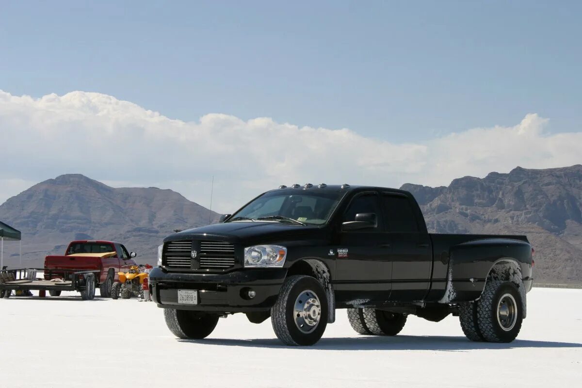 Dodge Ram 3500. Dodge Ram 3500 джип. Dodge Ram Pickup 3500. Dodge Ram 3500 чёрный. Пикап pro