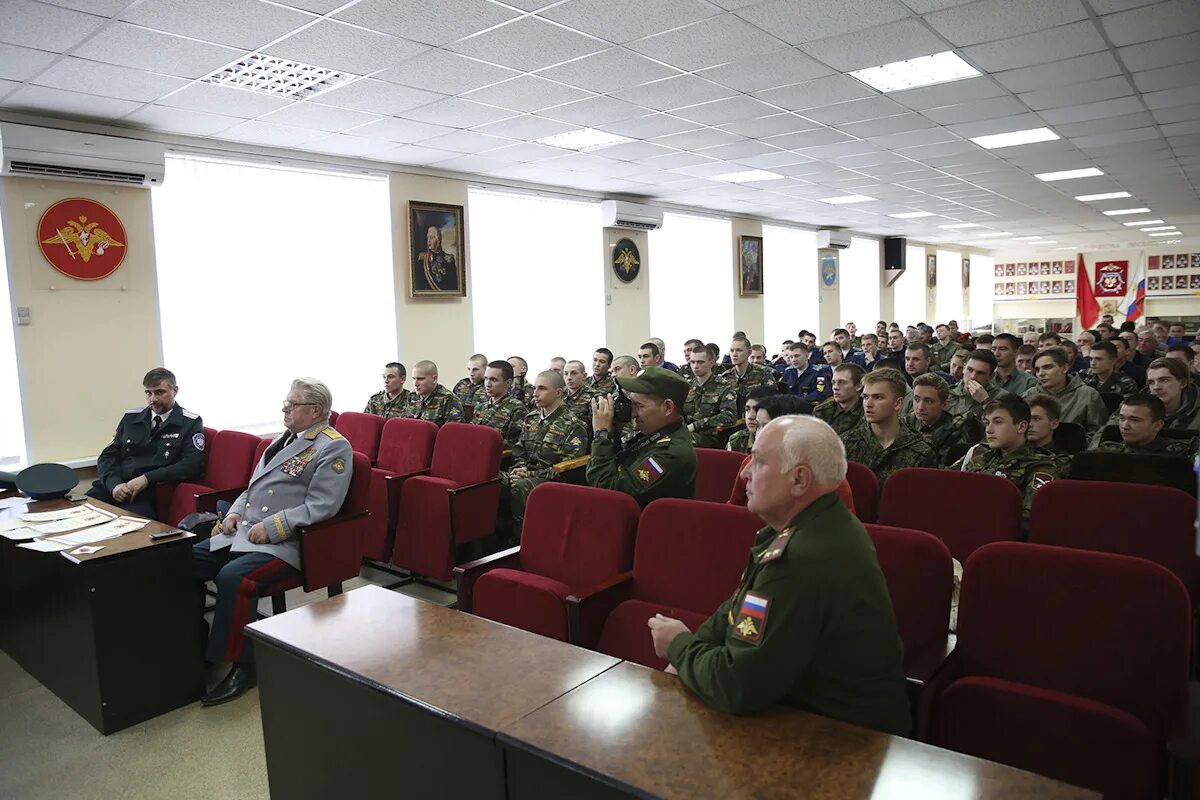 Военкомат оренбург телефон. Килеев Военком Оренбург. Военкомат Оренбургского района Военком. День призывника Оренбург.