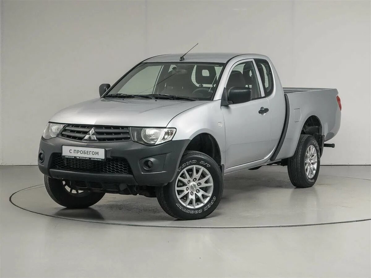 Куплю мицубиси л 200 б у. Mitsubishi l200 IV. Mitsubishi l200 двухдверный. Митсубиси l200 2010. Mitsubishi l200 IV Pickup.