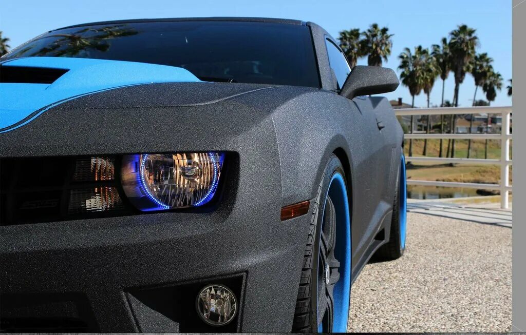 Икс лайн. Уаз line x. Шевроле тахо камуфляж. Машина в рапторе. Форд транзит раптор.