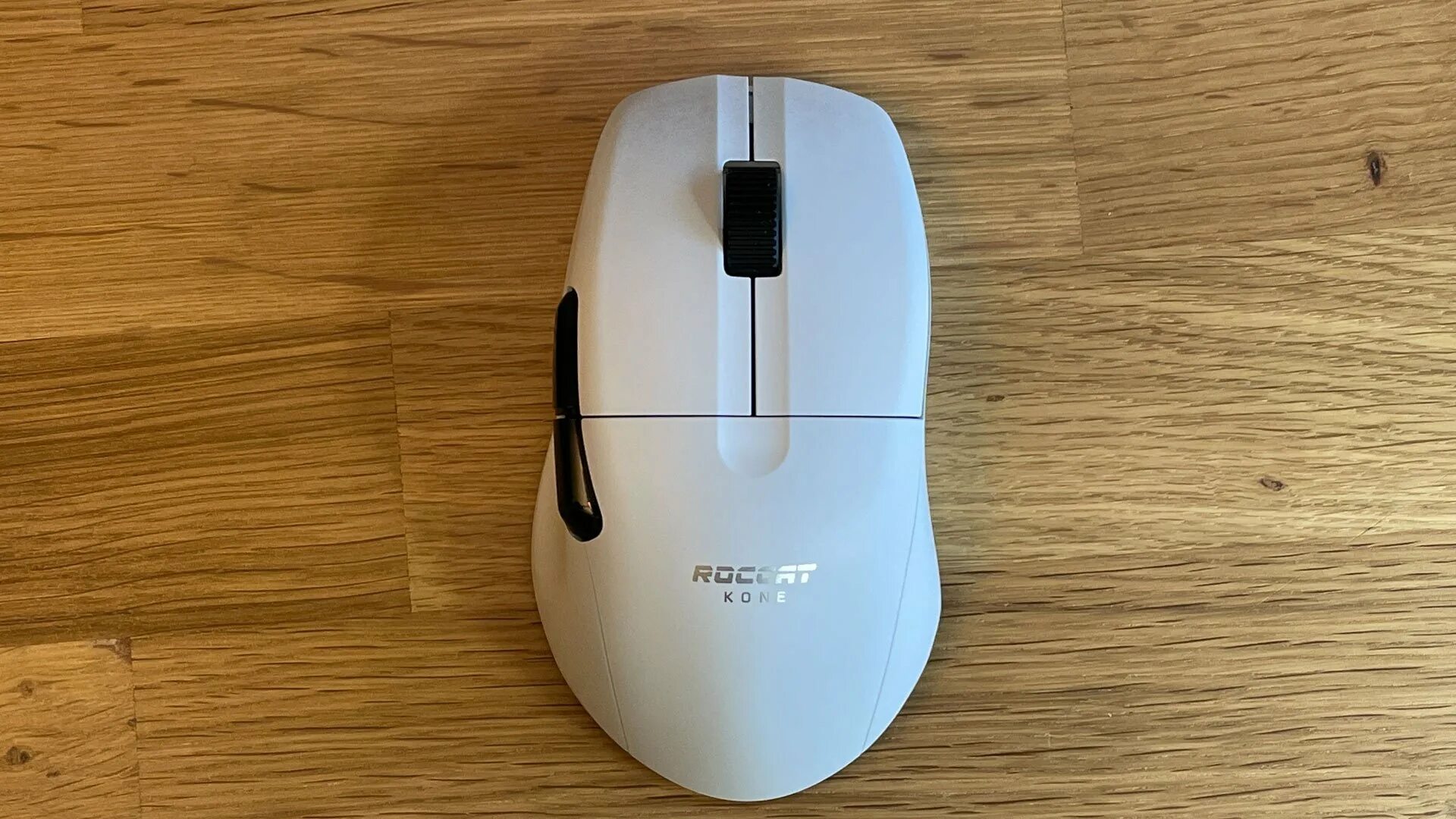 Kone pro купить. Roccat kone Pro. Roccat Pro Air. Мышь Roccat kone Pro. Roccat kone Air.