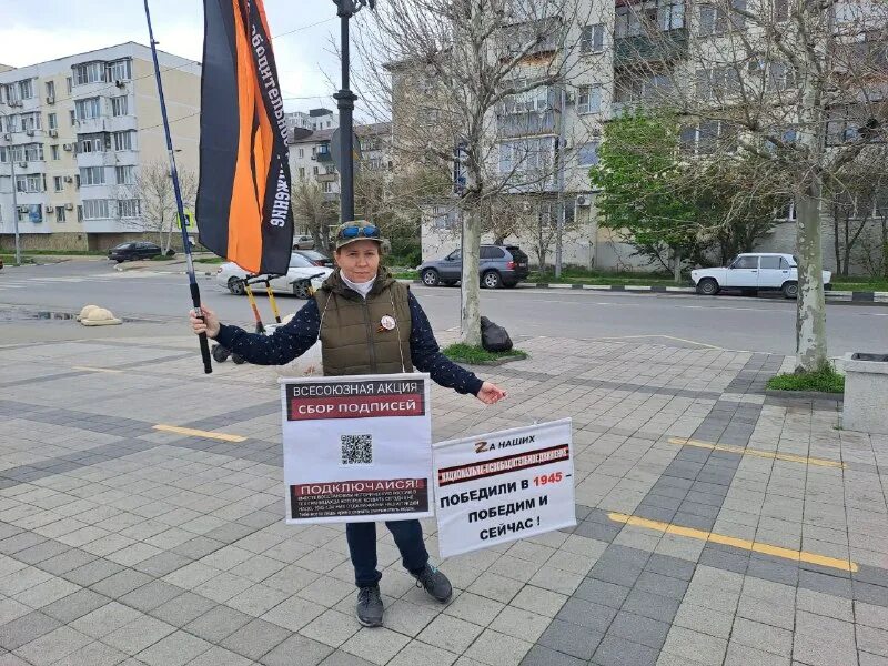 Где подписать в поддержку путина. Сбор подписей свердловская область. Сбор подписей парк хаус за прохорова. Сбор подписей в поддержку надеждина в петербурге. Выдвижение путина в президент на заводе газ в нижнем новгороде.