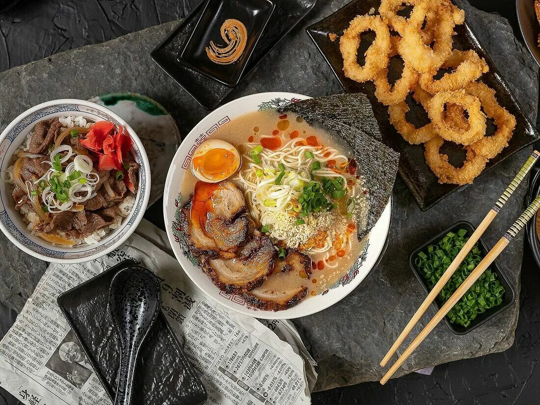 Umami ramen спб. Кафе umami во владивостоке. Umami ramen club пограничная ул 6. Умами владивосток ресторан. Томатный рамен.