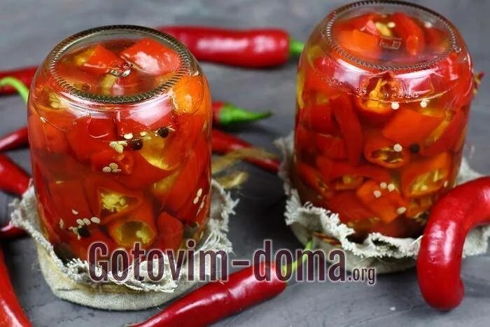 Маринуем горький перец с медом. Горький перец с медом и уксусом на зиму. Маринуем горький перец с медом. Острый перец с медом. Маринуем горький перец с медом.