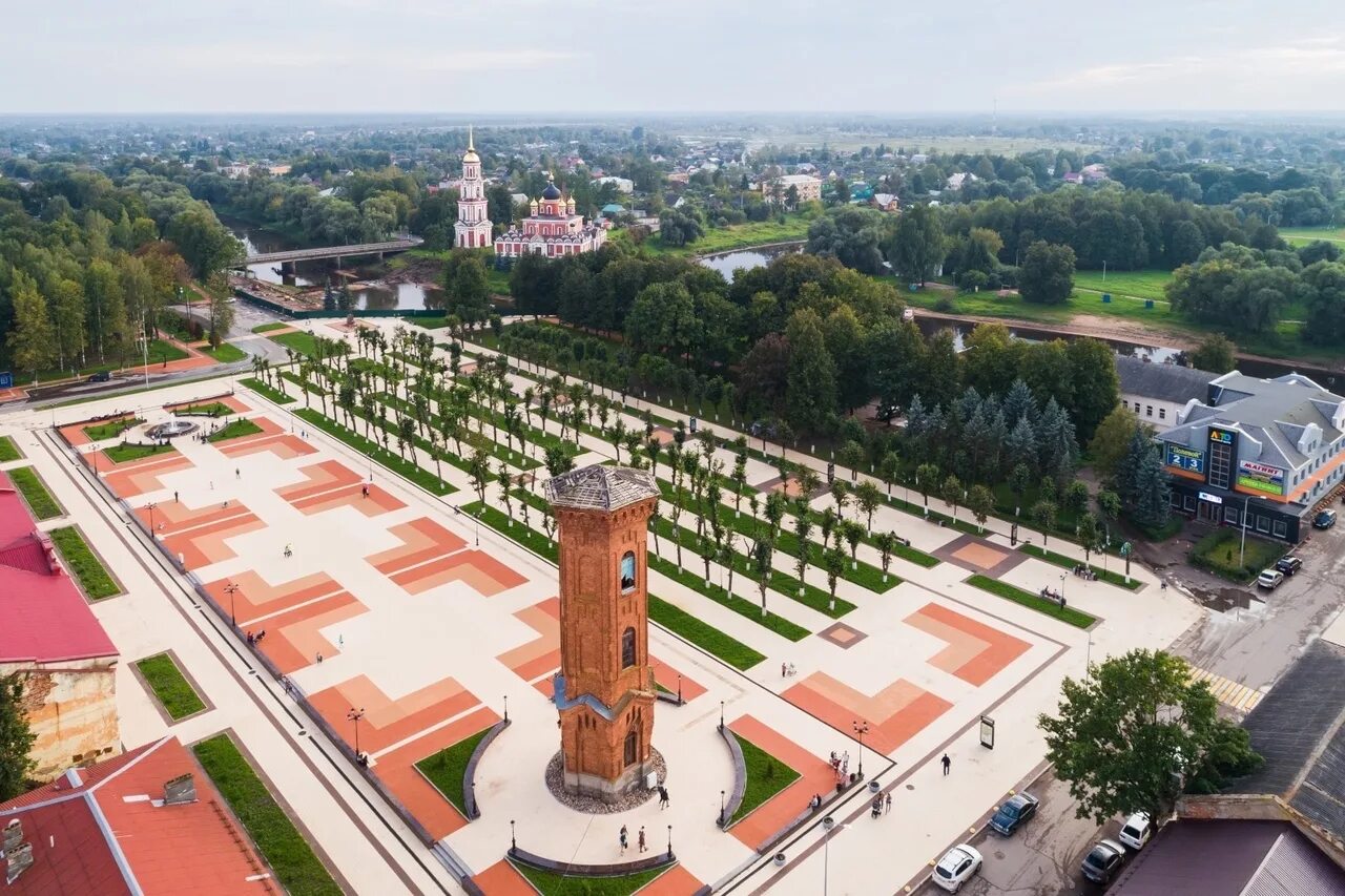 Соборная площадь старая русса. Туристический кластер старорусский. Соборная площадь г. Старая русса город. Старая русса центральная площадь.