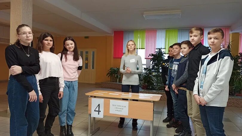 Сш 14 молодечно. Молодечно 14 школа. Студия «вестник» г. Средняя школа №14. Беларусь молодечно новости школа 8.