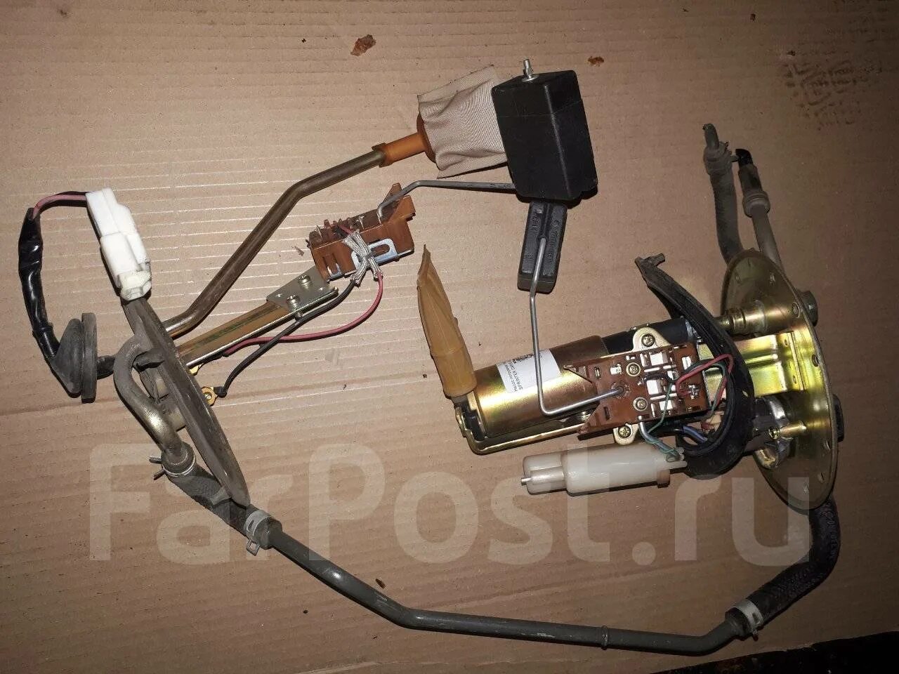 Бензонасос тойота королла ае 100. Бензонасос субару импреза. Тойота кариб ае95 бензонасос. Топливный насос тойота спринтер. Бензонасос тойота корона.