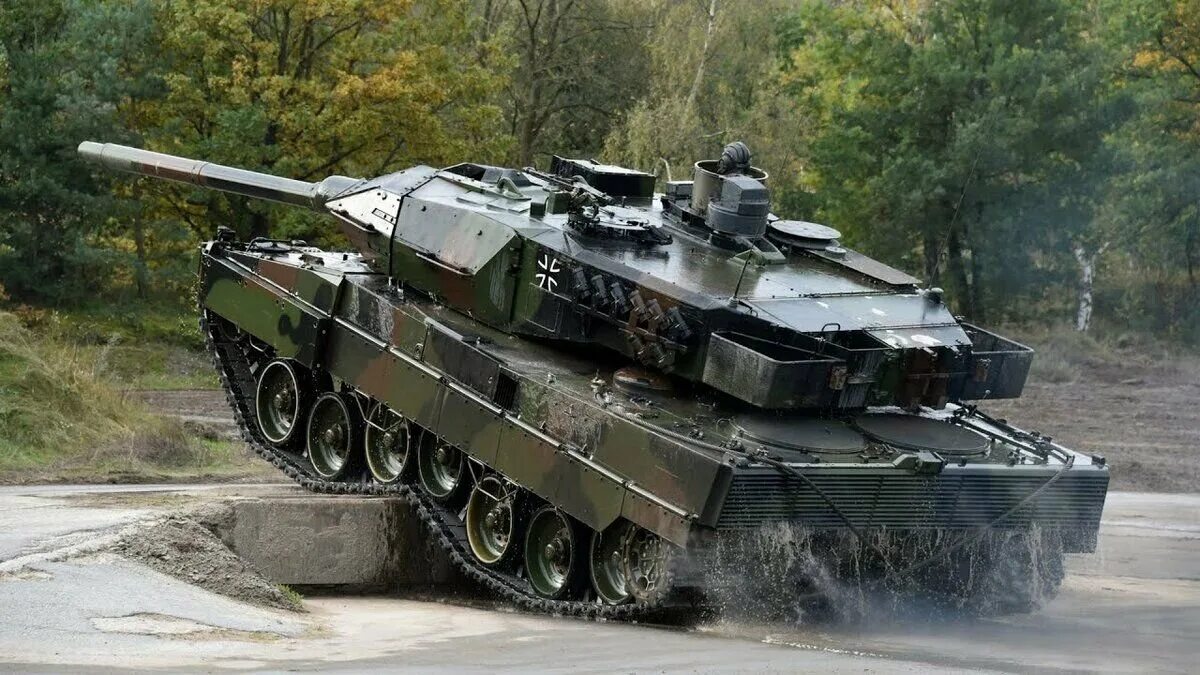 14 танковая. Танк Leopard 2a6. Танки Leopard 2a6. Леопард 2. Леопард 2а4 Бундесвер.