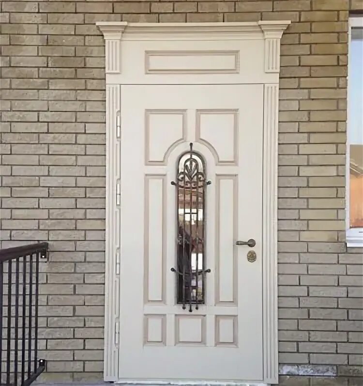 Входная дверь со стеклом стальд. Входная деревянная дверь со стеклом. Входная дверь со стеклом в стиле Прованс. Входная дверь бежевая. Входная дверь в стиле Прованс.