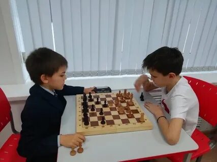 Школьный турнир по шахматам
