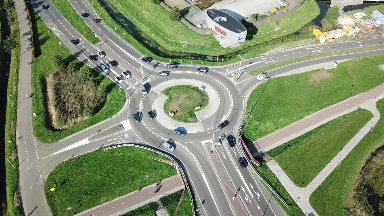 География водные дороги и перекрестки. Roundabout кольцевой перекрёсток. Турбо кольцевой перекресток. Турбо кольцевой перекресток Чертаново. Перекресток Turbo Roundabout,.