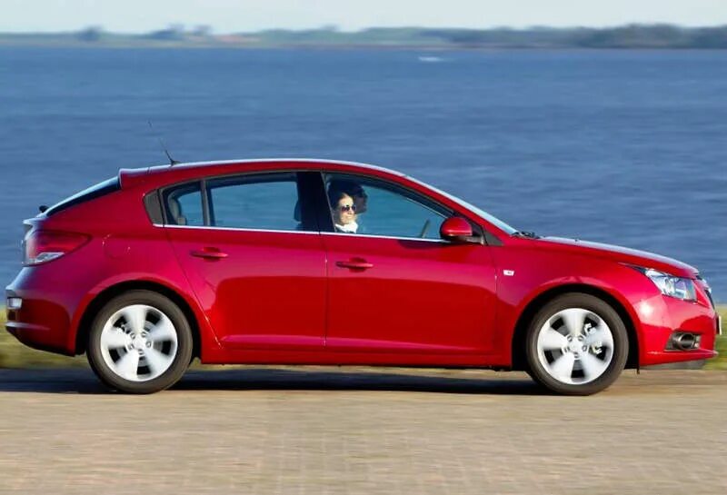 Chevrolet Cruze Hatchback. Chevrolet Cruze хэтчбек. Chevrolet Cruze Hatchback 2013. Шевроле Круз хэтчбек 2013. Шевроле хэтчбек 2013