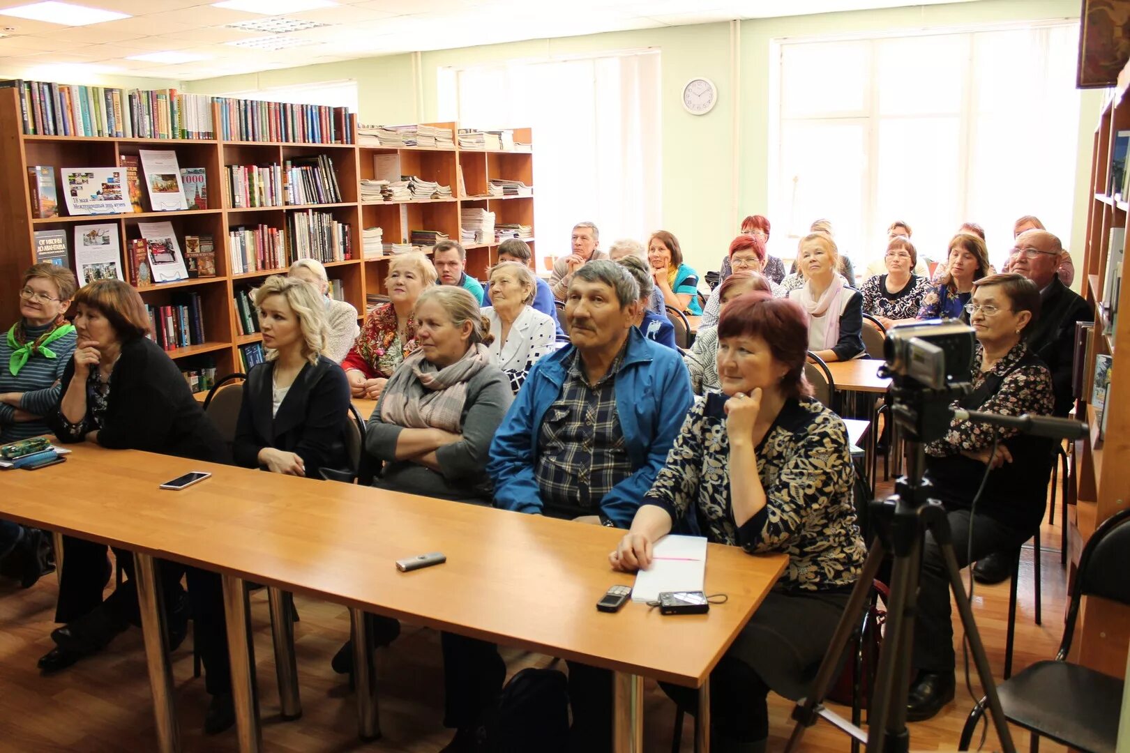 Цгмс усть кулом на 10. Деревянск музей Усть-Куломский района. Село Деревянск Усть-Куломского района. Деревянск Усть Кулом.