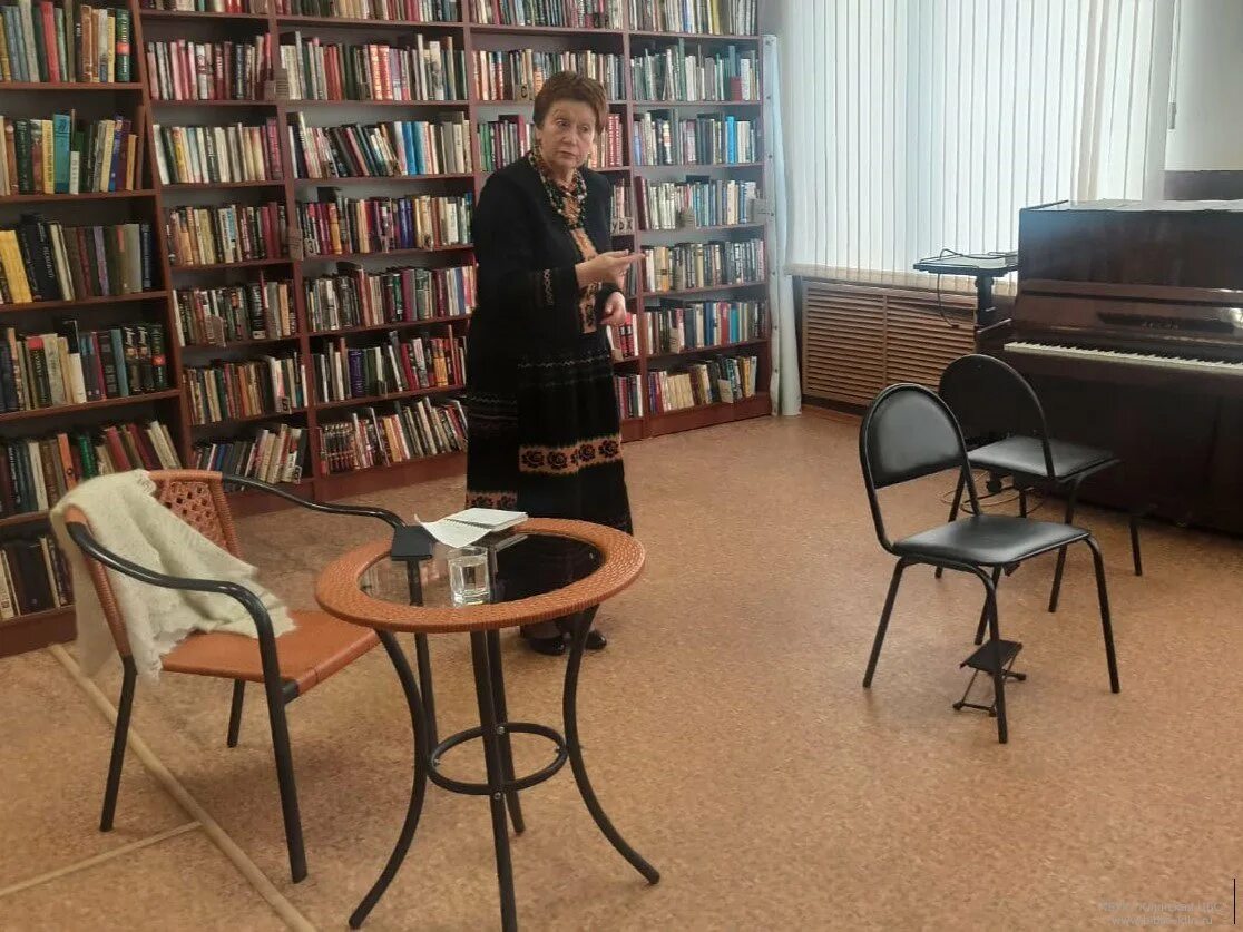 Школа 22 енакиево. Музыкально-литературная гостиная. Литературная галерея мероприятие в библиотеке. Литературные композиции в библиотеках. Литературные композиции в библиотеках.