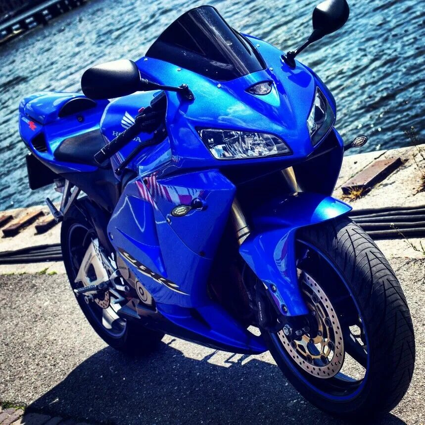 хонда сбр 600 синий. синий 600. Suzuki gsx-r 600 2007. хонда сбр 600рр 2000. Honda cbr600rr синяя.