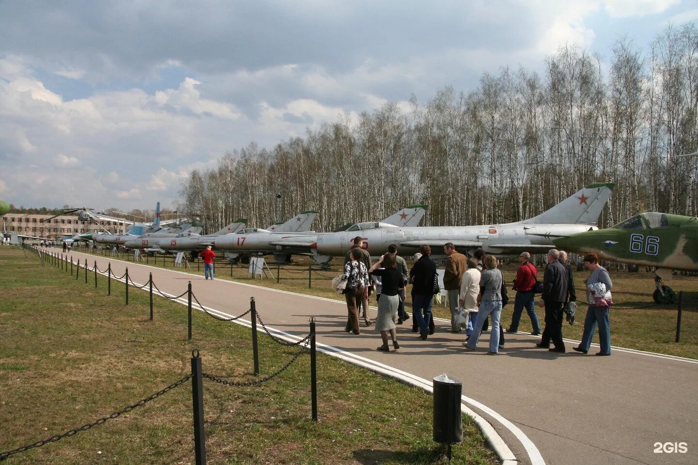 П монино. Монумент покорителя космоса в монино. Музей монино. Монино военный городок. Авиамузей в монино.