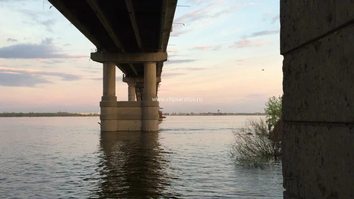 Мост Саратов Энгельс. Самая высокая точка Саратовского моста. Охрана моста Саратов Энгельс.