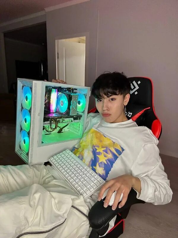 Фото аслана шукаша. Аслан шукаша фото. Аслан шукаша блоггер. Сигма аслан шукаша. Аслан шукаша эрондондон speed up.