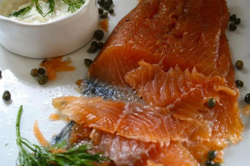Как вкусно засолить красную рыбу дома