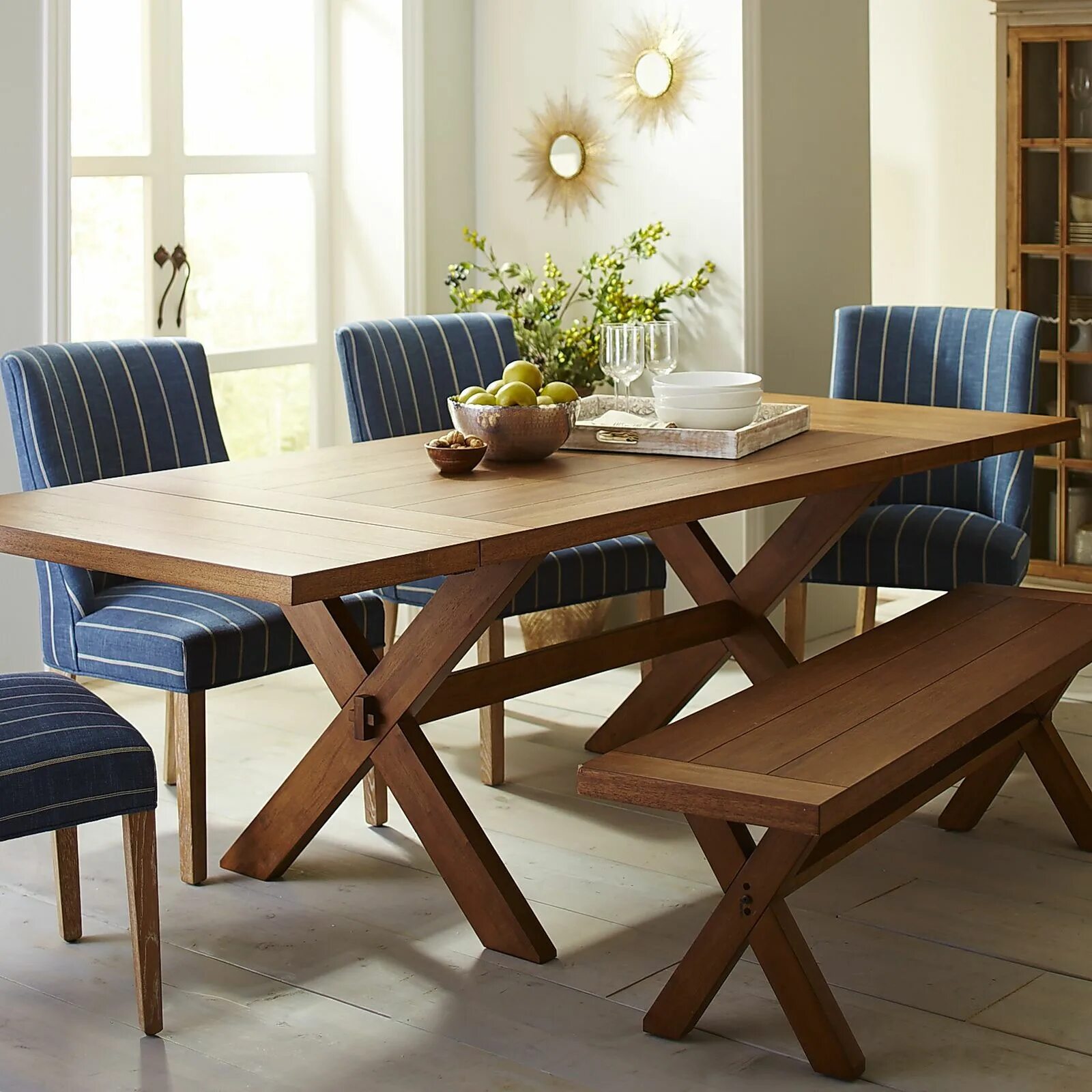 Лучшие картинки стола. Круглый стол AMCLASSIC aim Dining Table. Twisted Dining Table 220см. Обеденные столы и стулья. Обеденный стол на веранде.