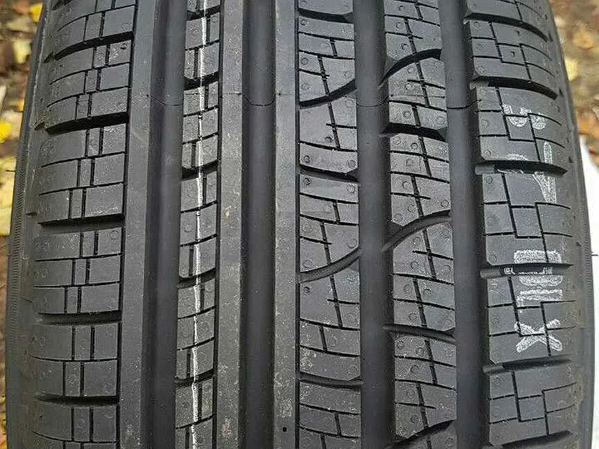 Pirelli scorpion 215 60 r17