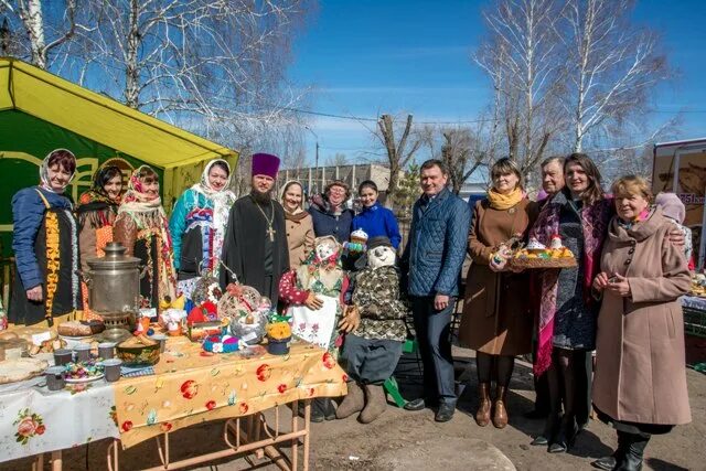 Село Питерка храм. Интересные мероприятия на Пасху. Питерка село население. Питерка школа. Гисметео саратовская область питерка на 14 дней