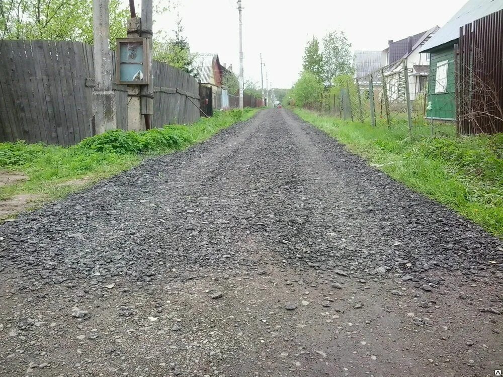 Село щебень. Отсыпка дороги асфальтовой крошкой. Фаб асфальтная крошка. Дорога СНТ асфальтовая крошка. Асфальтная крошка Клин.