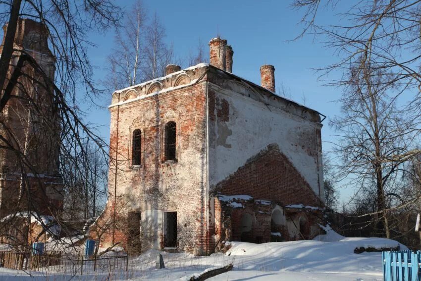 Спас Ухра храм. Спас Ухра Рыбинск. Рыбинский район Ярославская область. Деревня спас Ярославской области.