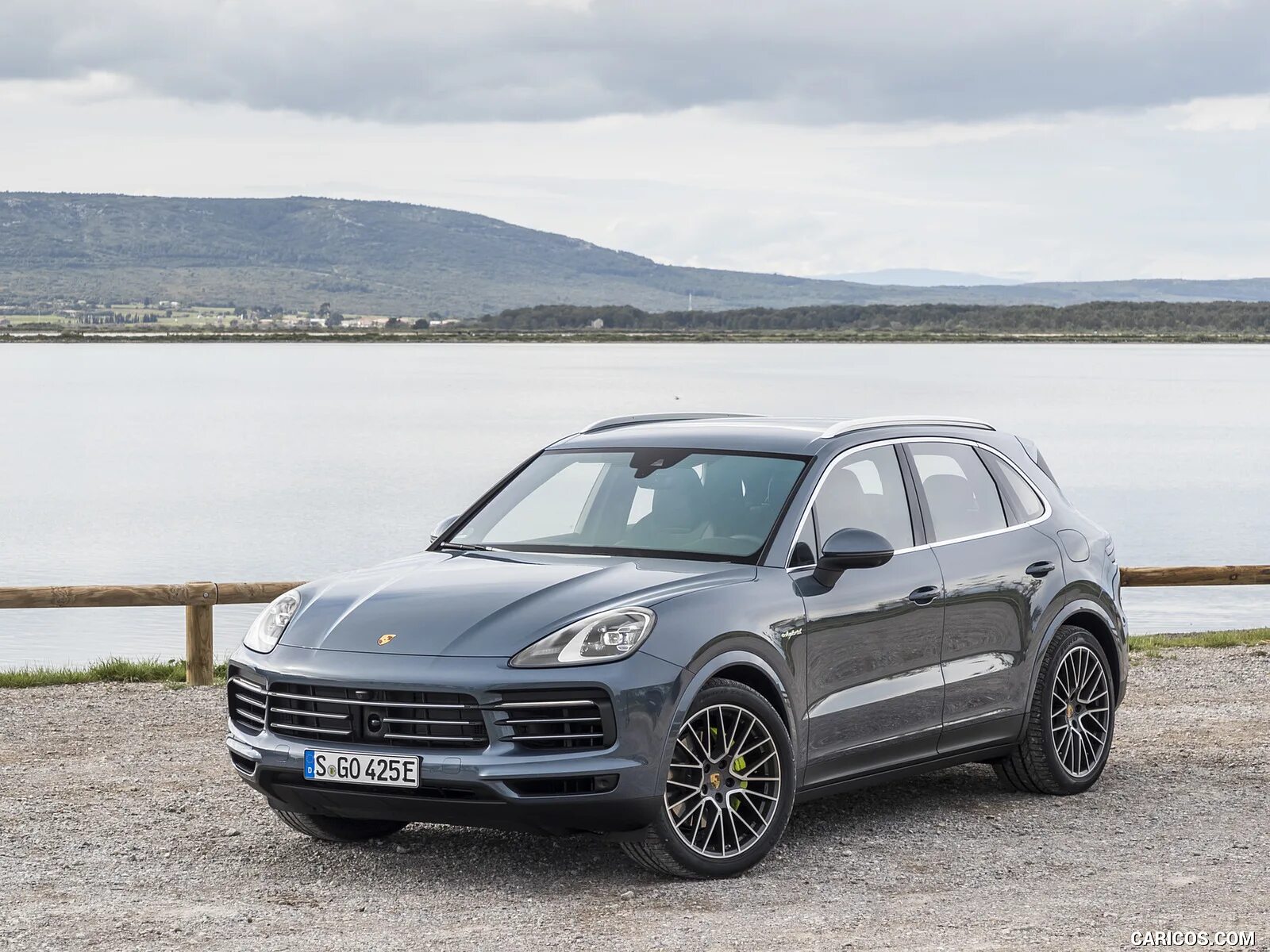 Porsche Cayenne 2019 e Hybrid. Porsche Cayenne 2022. Гибридный Порше Кайен. Porsche Cayenne 2018. Porsche cayenne hybrid