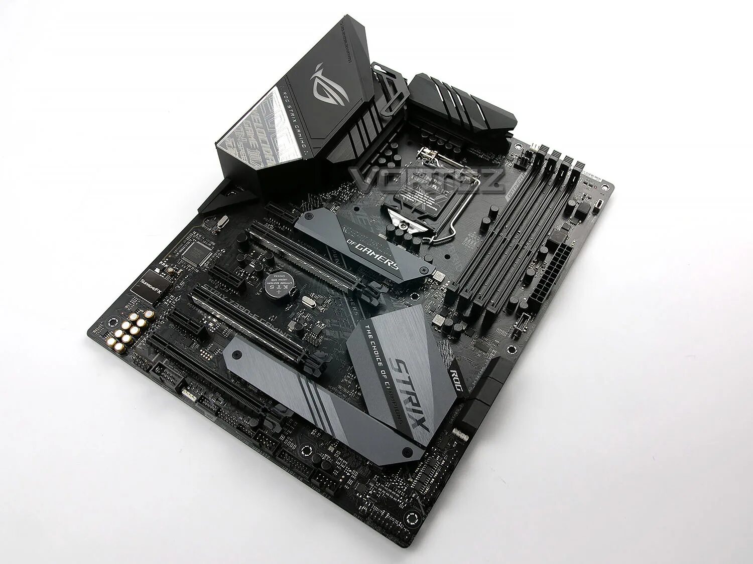 Asus z390 e gaming. ASUS ROG Strix z390. ASUS ROG Strix z390-e Gaming. ASUS z390 ROG M-ATX. ASUS Sabertooth z390.