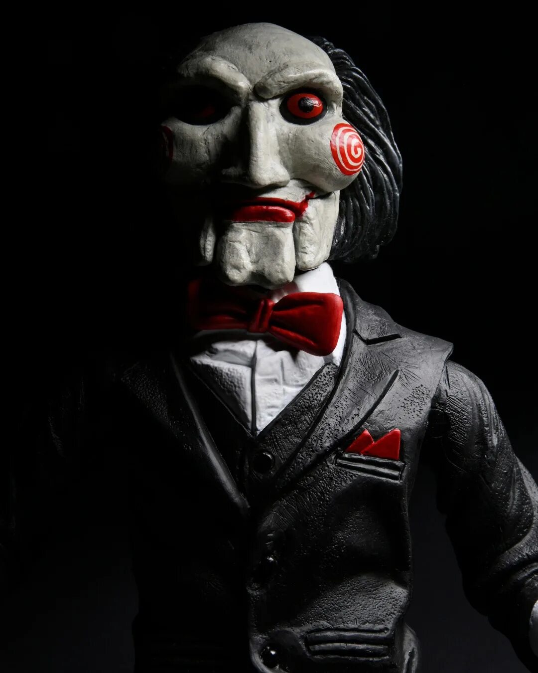 Билли saw. Мертвая тишина кукла билли. Пила кукла билли пила 8. Билли saw. Билли saw.
