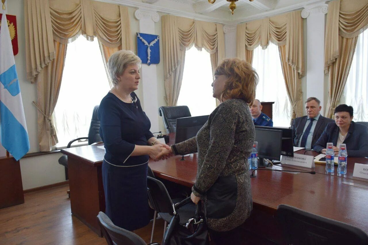 Департамент Гагаринского района Саратова. Мэр Саратова. Губернатор Саратова Бусаргин. Бусаргин Саратов. Телеграмм канал новости саратова