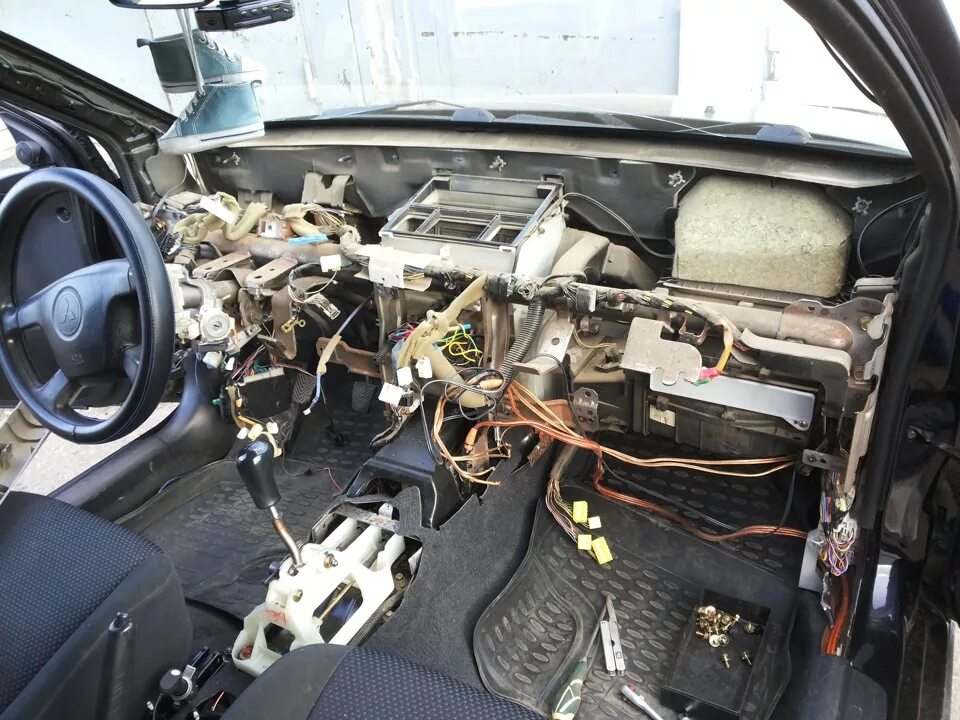 Печка митсубиси кольт. Как поменять печку на лансер. 6. Как поменять печку на лансер. Как поменять печку на лансер.