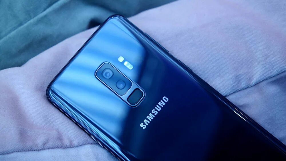 Какой телефон купить самсунг в 2024 году. Самсунг 2023. Samsung 5 камер. Синий самсунг 2022.
