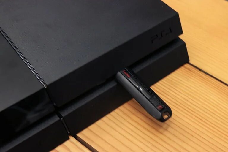 Ps4 Slim USB. Апгрейд ps4 Slim. Ссд на сони плейстейшен 4. Прошитая ps4 Slim и флешка.