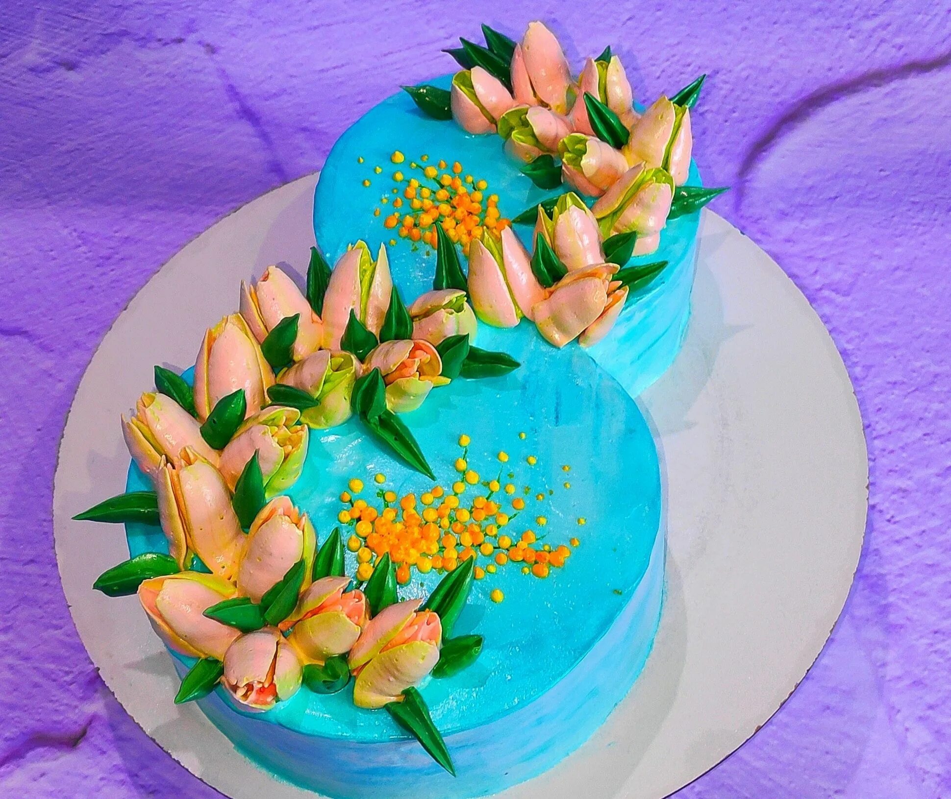 Пирожное мимоза. Итальянский торт мимоза. Мимоза на торте из крема. Украшение торта мимоза из крема. Торт мимоза.